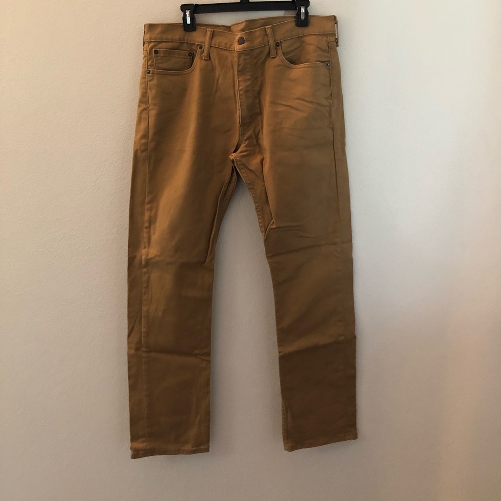 Levi’s 513 jeans